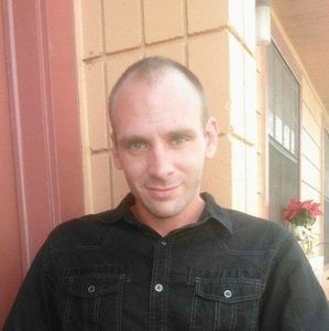 Meet your Posher, Leigh